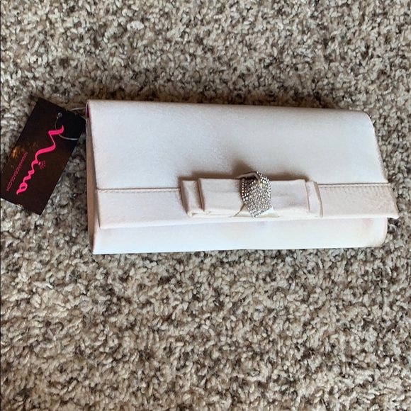 Nina Handbags - Brand New Nina Cream Handbag With Tags